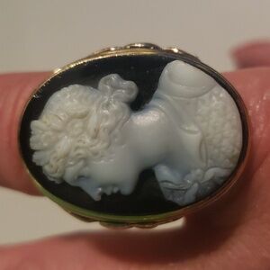 Antique Cameo Ring